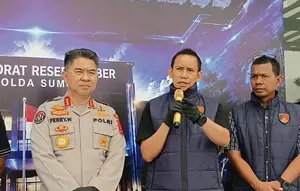Cerita Polisi Bongkar Wanita Live Streaming Pornografi