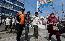 FOTO: Berantas Pungli, Dishub-Satpol PP Angkut Jukir Liar Minimarket di Jakarta Pusat