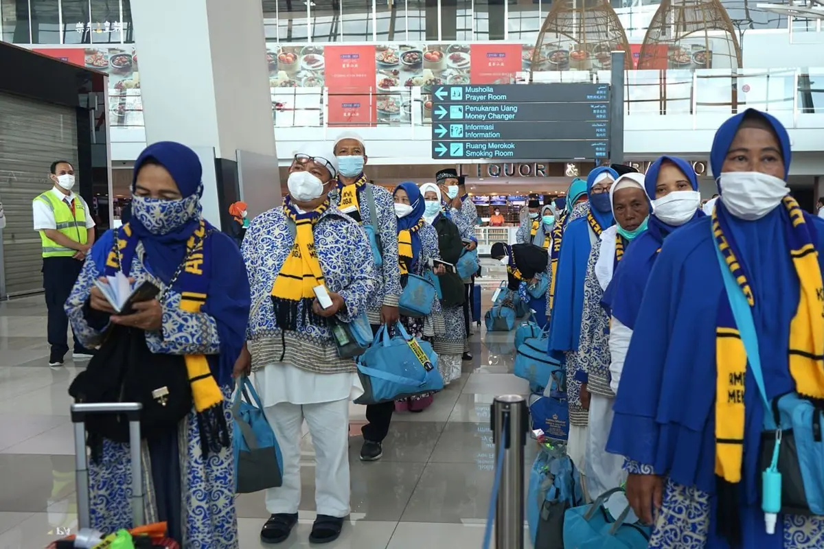 Garuda Indonesia kembali melayani  penerbangan umrah bagi jamaah Indonesia mulai Rabu (12/1/2022). Dok Garuda Indonesia)