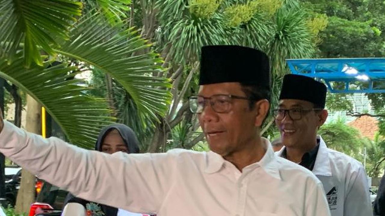 Melihat Persiapan TPS tempat Mahfud Mencoblos, Dibangun Samping Pos Ronda