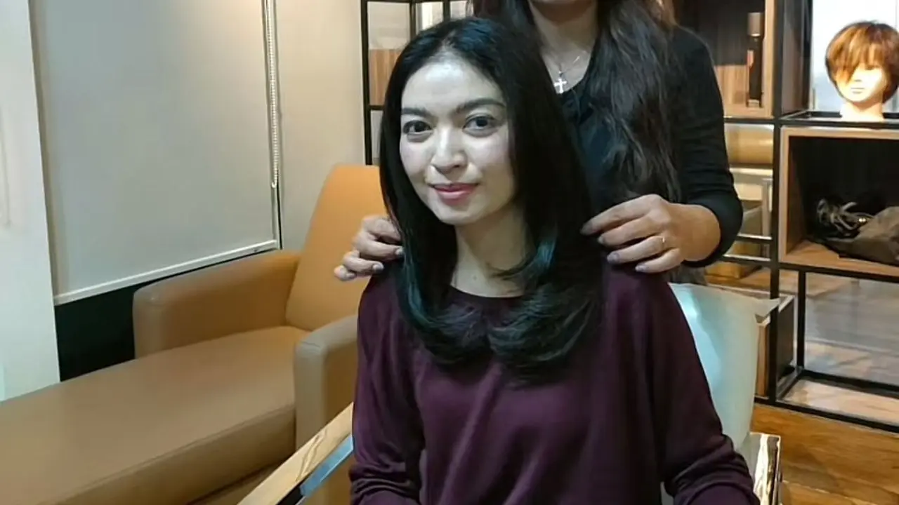Tampilan Baru Selvie Ananda di Tahun 2025, Ganti Warna Rambut dengan Potongan Layering