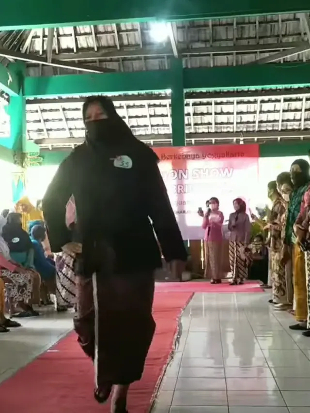 Fashion Show Kebaya