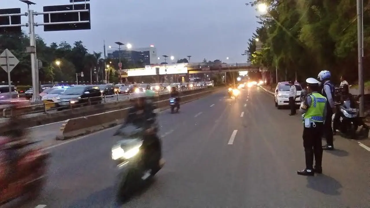 Persiapan jalanan menyambut arak-arakan atlet olimpiade