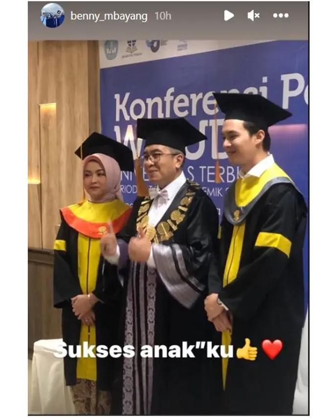 6 Momen Wisuda Rey Mbayang, Gandeng Dinda Hauw Bikin Satu Gedung Heboh