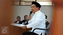 Mantan Bupati Bangkalan Fuad Amin dalam sidang lanjutan dengan agenda pemeriksaan terdakwa di Pengadilan Tipikor, Kamis (17/9). Fuad mengaku menerima uang suap dari PT Media Karya Sentosa terkait proyek eksplorasi gas. (Liputan6.com/Helmi Afandi)