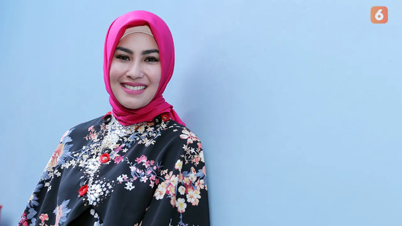 [Bintang] Kartika Putri Berhijab