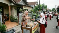 20 Ide Jualan Depan Rumah yang Cocok untuk Area Dekat Sekolah yang Paling Laku
