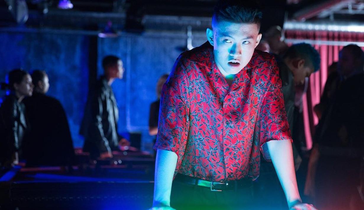 Rich Brian atau yang dulu lebih dikenal dengan Rich Chigga adalah rapper muda asal Indonesia. Namanya melambung saat dirinya masih berusia 16 tahun. Brian mulai dikenal setelah 88Rising membuat reaksi tentang single-nya ‘Dat $tick’.(Liputan6.com/IG/@brianimanuel)