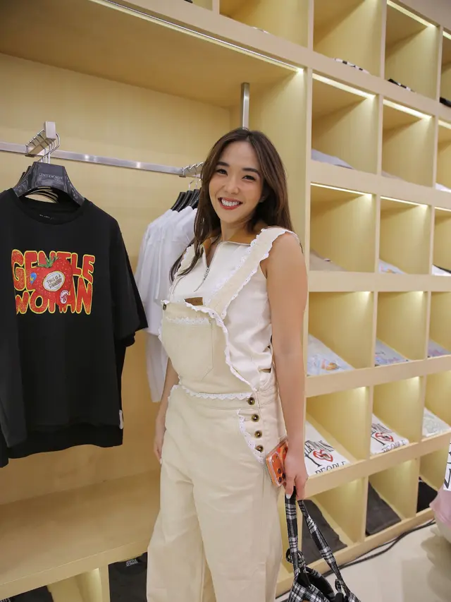 Gisella Anastasia di Opening Gentlewoman Jakarta. [Adrian/Fimela]
