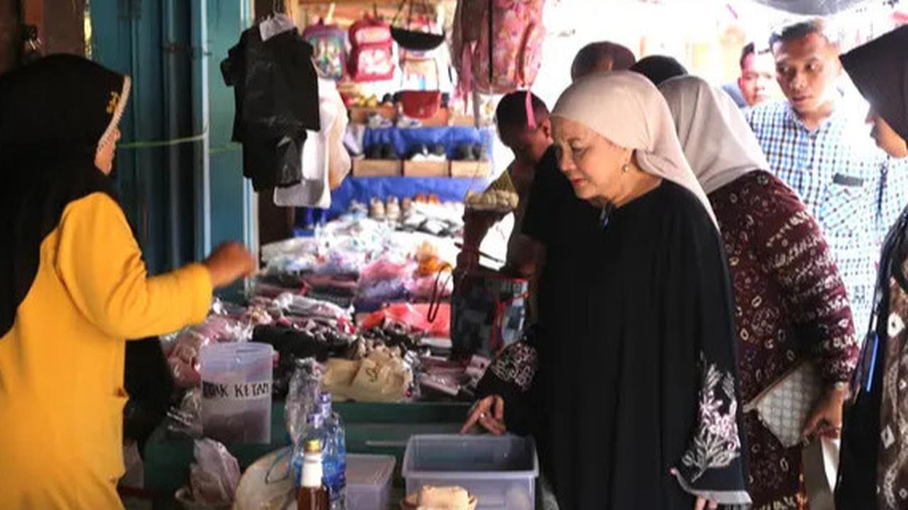 Makna Rakyat Jelata yang Berarti Golongan Masyarakat Lapisan Bawah, Kini Punya Konotasi Negatif