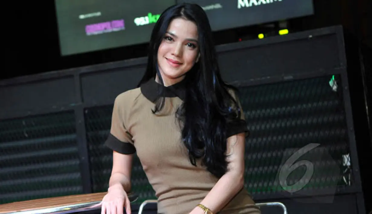 Alice Norin saat ditemui di sela peluncuran 'Sinden Apps' di Foundry 8, SCBD, Sudirman, Jakarta, Jumat (6/2/2015). (Liputan6.com/Panji Diksana)