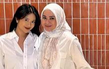 Potret Ikke Nurjanah Bareng Putri Cantiknya Adira Kania Kompak Berbusana Putih, Disebut Makin Mirip Bak Kembar