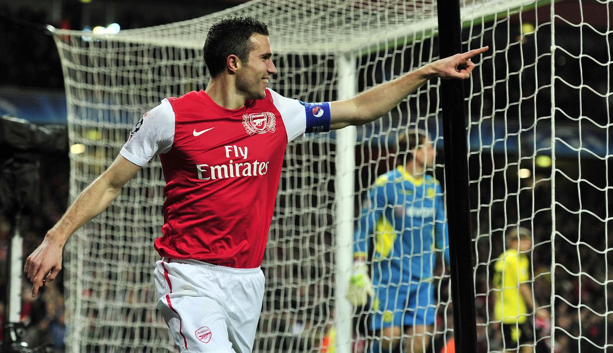 11. Robin Van Persie (Arsenal, Manchester United) - 6 Gol. (AFP/Glyn Kirk)