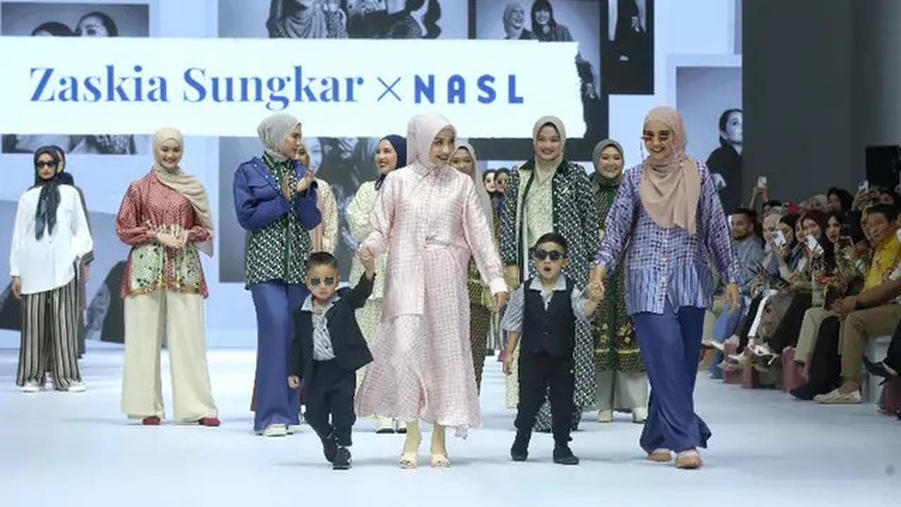 8 Gaya Kompak Geng Cendol Kenakan Pakaian Kolaborasi Brand Zaskia Sungkar dan Nagita Slavina di JFW 2025, Titi Kamal Cantik Berhijab