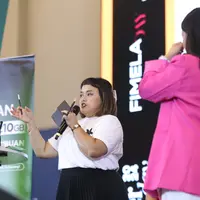 Intip tutorial makeup dari Lizzie Parra di Fimela Day 2024