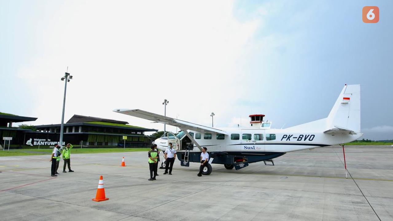 Pesawat Susi Air Rute Banyuwangi- Sumenet Mendarat  di Bandara Internasional Banyuwangi. (Hermawan Arifianto/Liputan6.com)