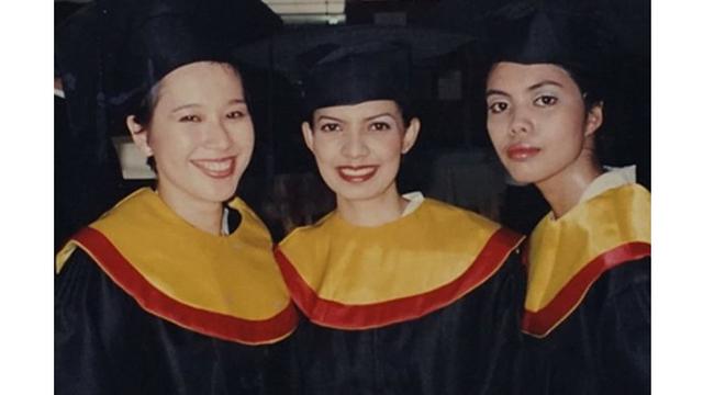 6 Potret Lawas Seleb saat Wisuda, Bikin Kagum