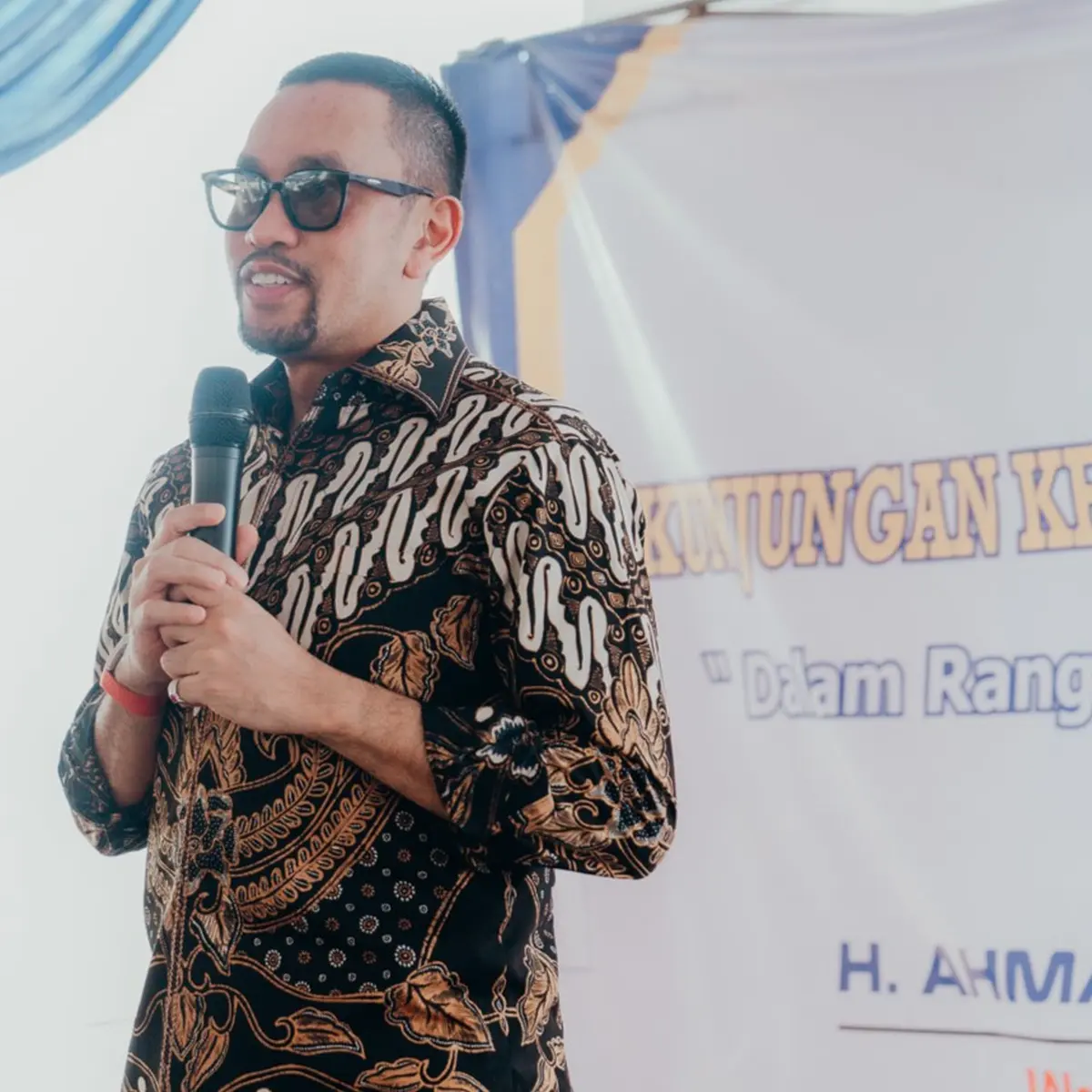 Sahroni DPR Merasa Miris Lihat Anak Kades Ajak Duel Ustaz Akibat Ceramah  Bahas Korupsi - News Liputan6.com