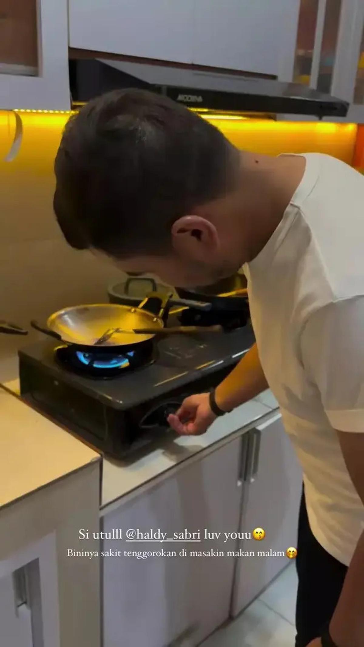 Potret Dapur Sederhana Irish Bella dan Haldy Sabri dengan Model Simple Tapi Bersih Banget