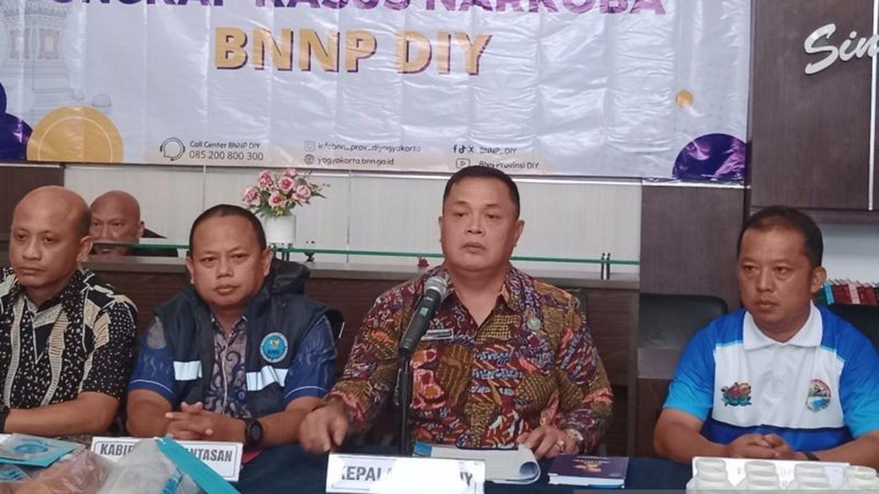 BNNP DIY Gagalkan Penyelundupan Ganja 2,71 Kg dari Sumatera, Tersangka Residivis