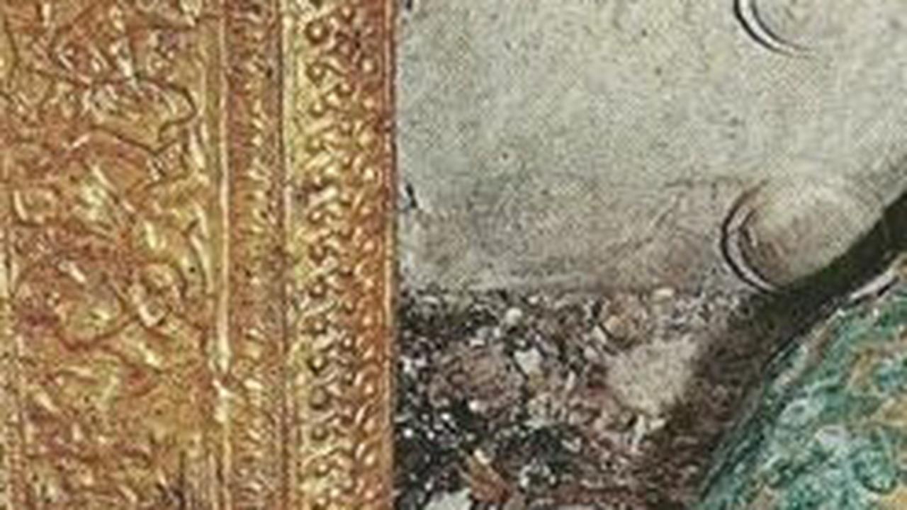5. Kemungkinan Adanya Benda Peninggalan Alexander Agung di Makam<br>