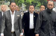 Blak-blakan Ustaz Khalid Basalamah, Sudah Bayar Haji Furoda tapi Berangkat ke Tanah Suci Pilih Jalur Khusus