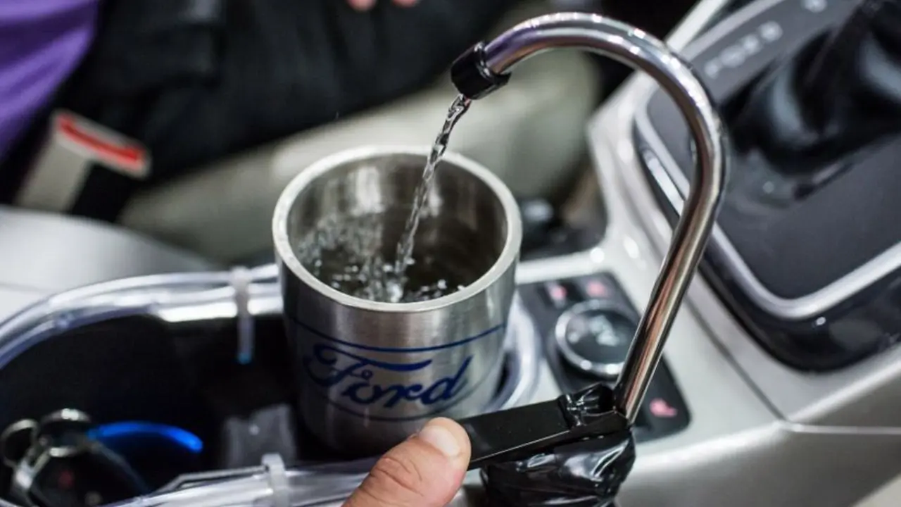  On-The-Go H2O Milik Ford