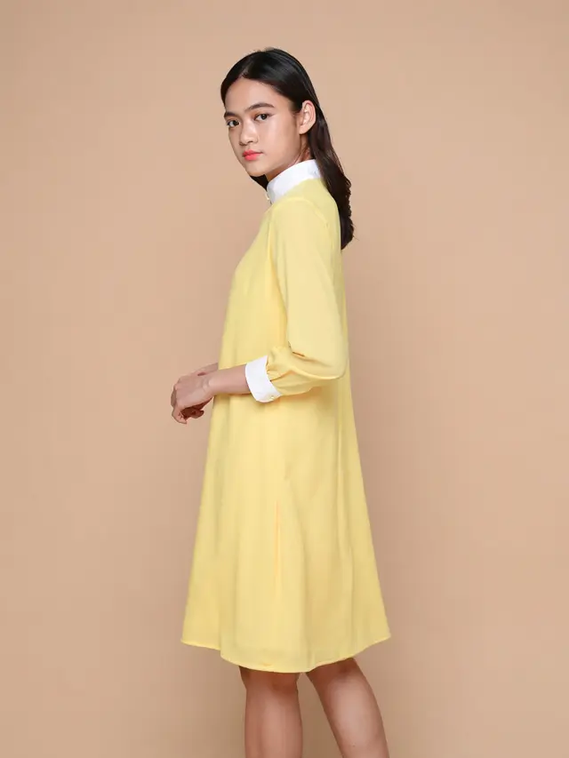 Model Baju Gereja Terusan Kombinasi Warna Pastel yang Elegan