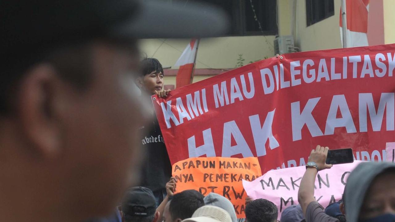 Mereka berharap, dengan adanya RT/RW yang resmi, berbagai masalah administratif dan sosial di Kampung Sawah bisa lebih mudah diatasi. Foto: merdeka.com / Imam Buhori<br>