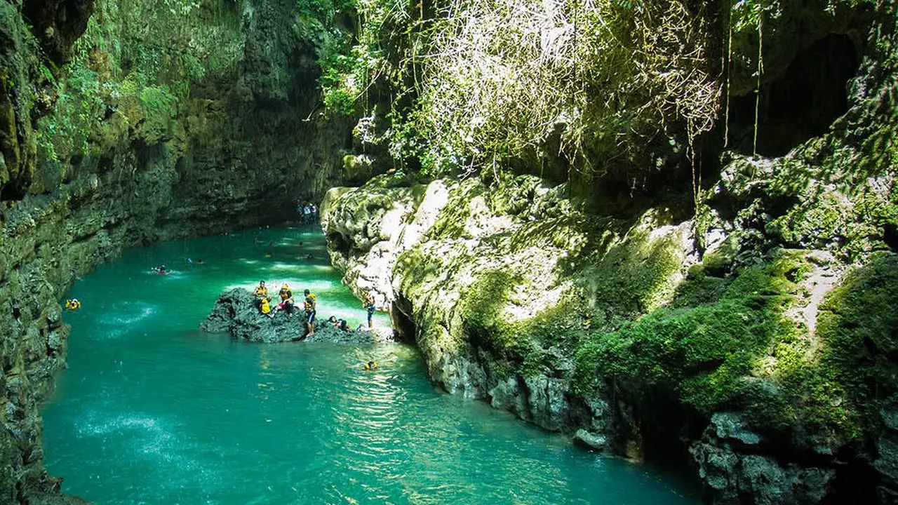 Paket Wisata Green Canyon Pangandaran yang Sesuai Kantong dan Menyenangkan