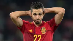 Spanyol langsung mendominasi laga di awal babak pertama. Peluang pertama diperoleh melalui sepakan dari luar kotak penalti Pablo Sarabia yang belum mengarah tepat ke gawang Swedia. (AFP/Jorge Guerrero)