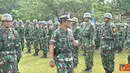 Citizen6, Juanda: Acara pembukaan diawali dengan penyematan togelroof (tali tampar besar) oleh Dankobangdikal kepada perwakilan siswa. (Pengirim: Penkobangdikal)