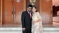 Bersama Keluarga, 5 Pesona Naysila Mirdad Dampingi sang Ayah yang Dilantik Jadi Anggota DPR RI