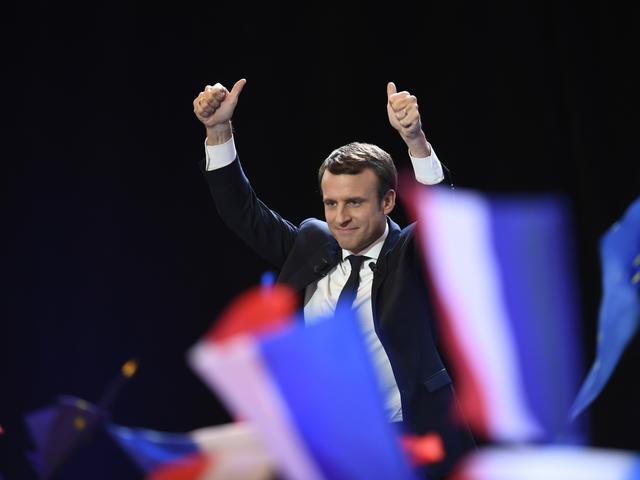 Beda 25 Tahun Ini Kisah Cinta Emmanuel Macron Dan Brigitte News Entertainment Fimela Com