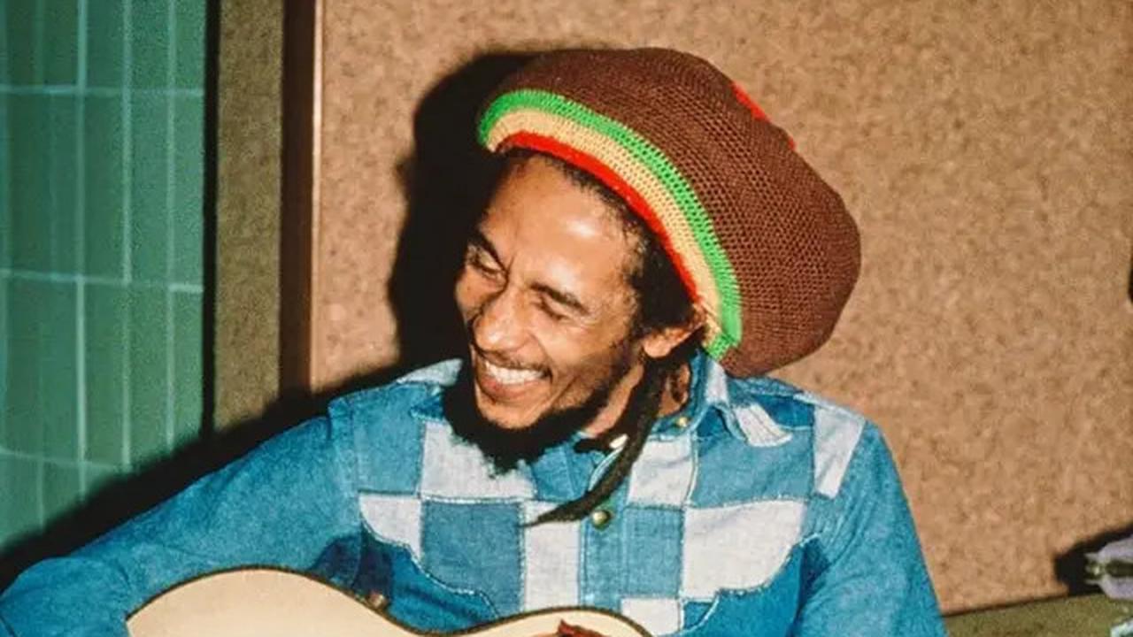 9 Fakta Mengejutkan Bob Marley, Musisi Reggae yang Pernah Bekerja di Pabrik