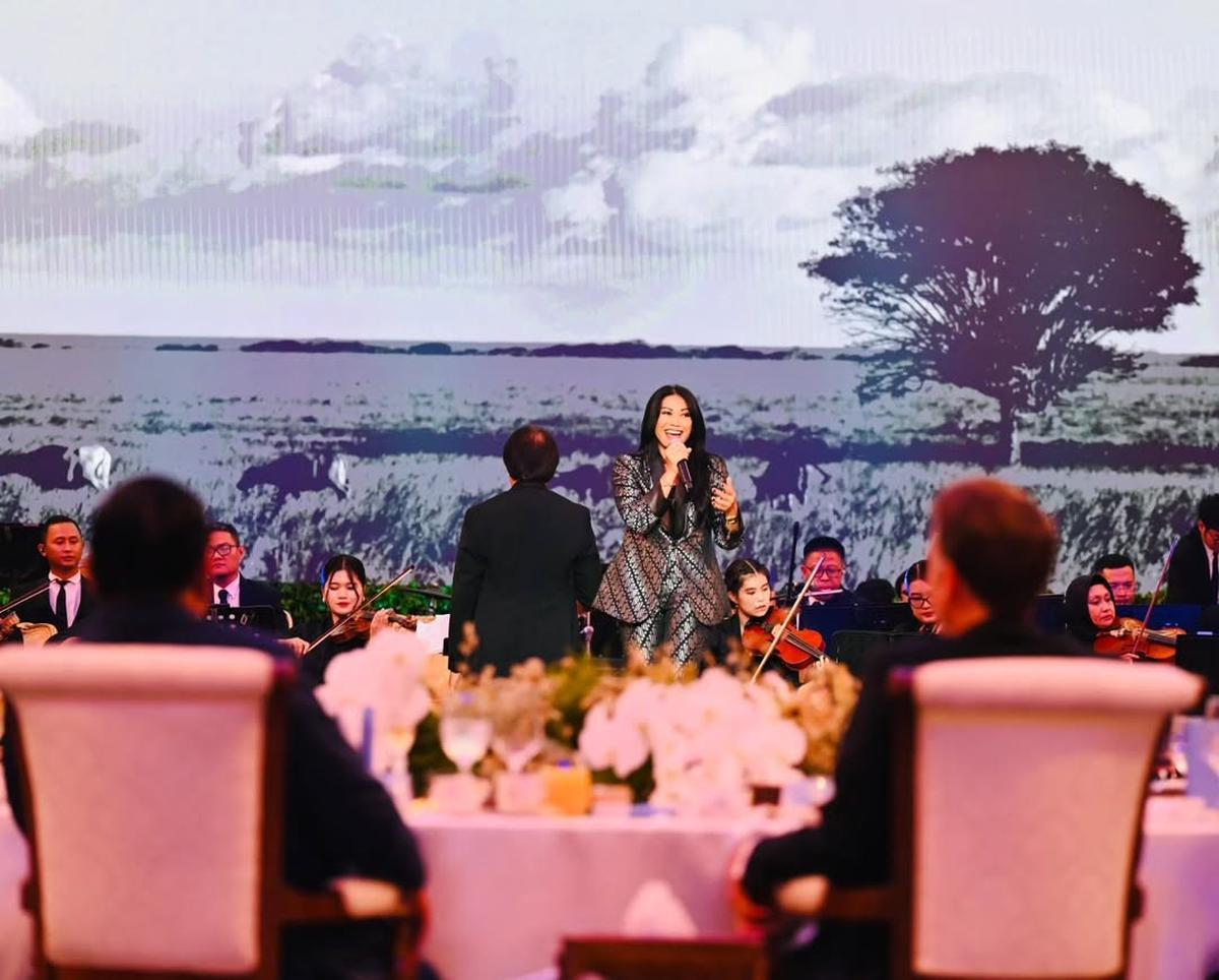 Anggun C Sasmi