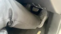 Ilustrasi: Kondisi penting untuk tak sembarang injak rem mobil. (Dok: Auto2000)