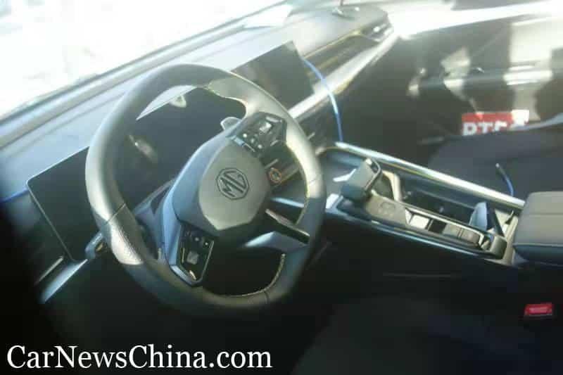 Interior MG 5 Scorpio (carnewschina.com)