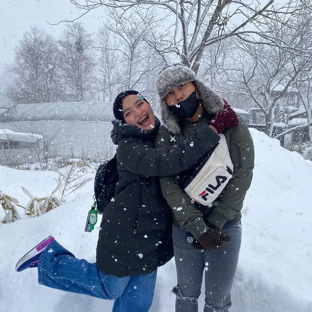 Indira Kalistha dan Gustaf Sailendra. (Foto: Instagram @gustafode)