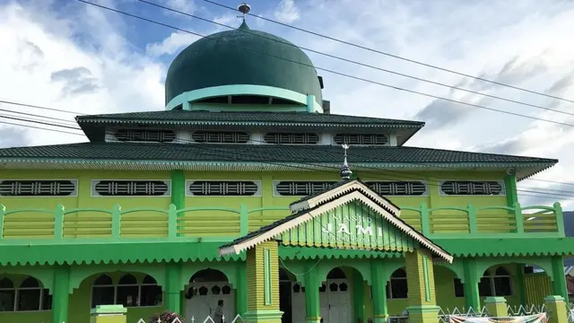 Masjid Jami Kampung Baru Donggala di Kota Palu yang Dibangun Bangsawan Bugis