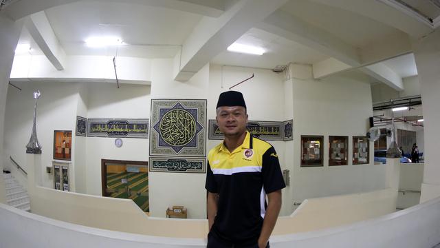 Sholat, Makan, Belanja Cemilan ala pemain Sriwijaya FC