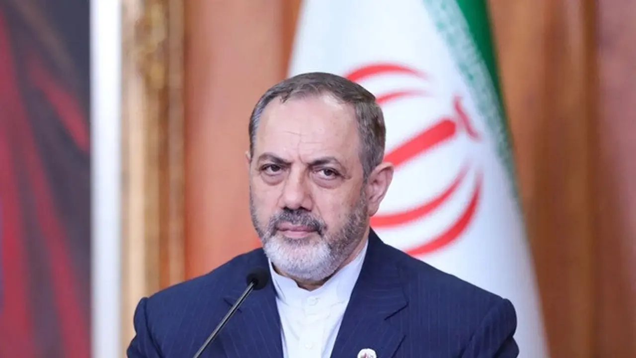 Menteri Pertahanan Iran Aziz Nasirzadeh.