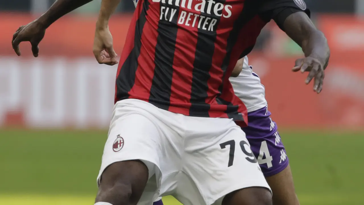 Gol Kessie dan Romagnoli Antar AC Milan Bungkam Fiorentina