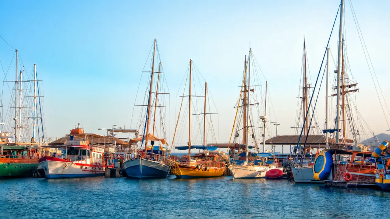 Ilustrasi poros maritim