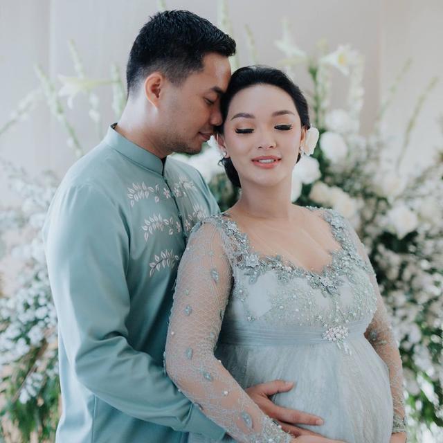 Suami Zaskia Gotik Akan Dipanggil Ulang Untuk Sidang Tanggal 27 Juli 2022,  Buntut Dugaan Hamili Model - ShowBiz Liputan6.com
