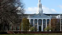 Pemandangan umum kampus Universitas Harvard terlihat pada 22 April 2020 di Cambridge, Massachusetts. (MADDIE MEYER / GETTY IMAGES NORTH AMERICA / GETTY IMAGES VIA AFP)