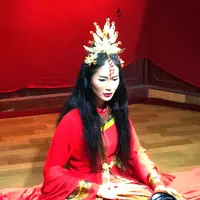 Film Cai Lan Gong memiliki premis yang berbeda dengan film horor Indonesia, karena memasukkan legenda jaelangkung dari  China.