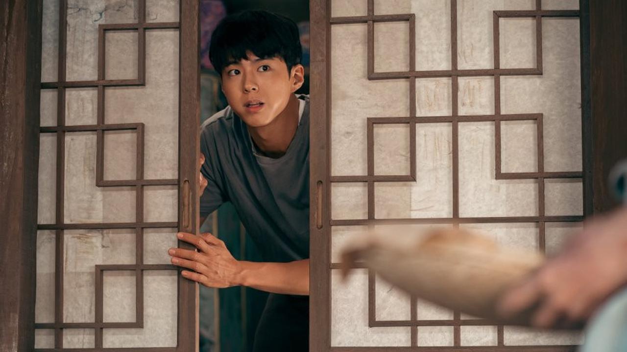 Arti Pagar Kayu di Drama Korea 'WHEN LIFE GIVES YOU TANGERINES', Ada Makna di Setiap Bentuknya