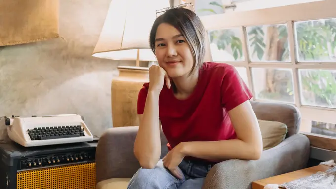 wanita september hidup single bahagia