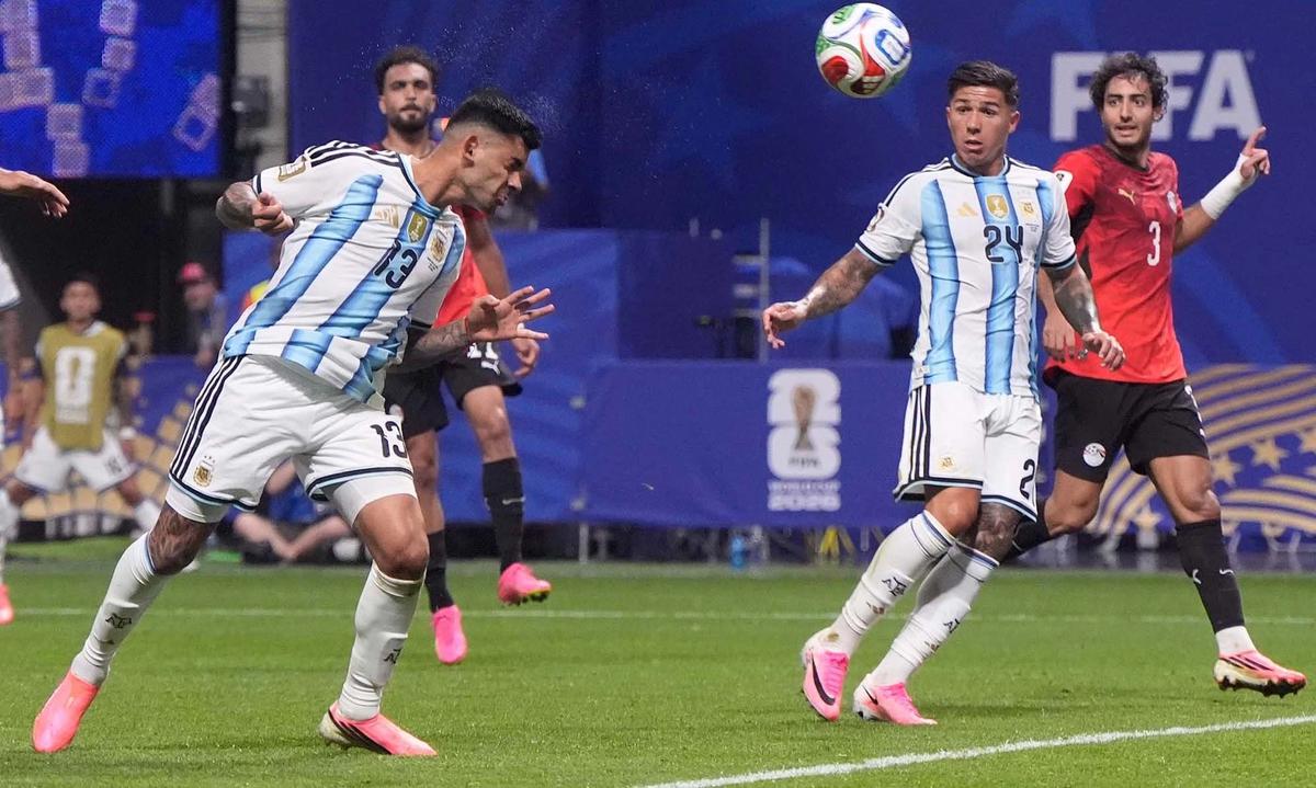 FOTO: Ketinggalan Dua Gol,  Argentina Cetak Remontada Dramatis